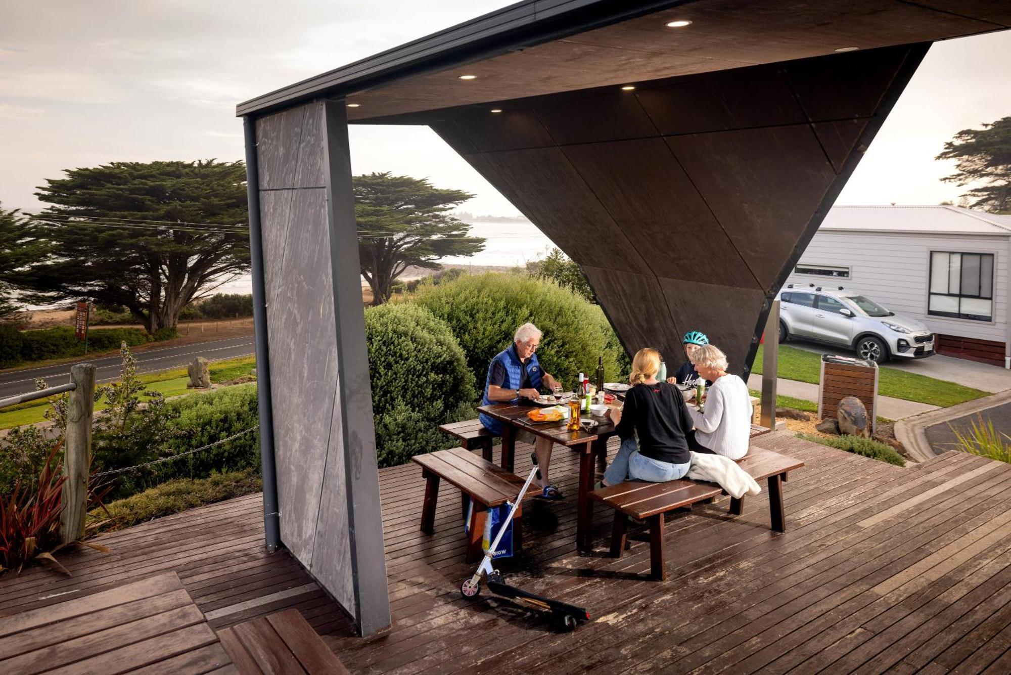 BIG4 Apollo Bay Pisces Holiday Park Esterno foto